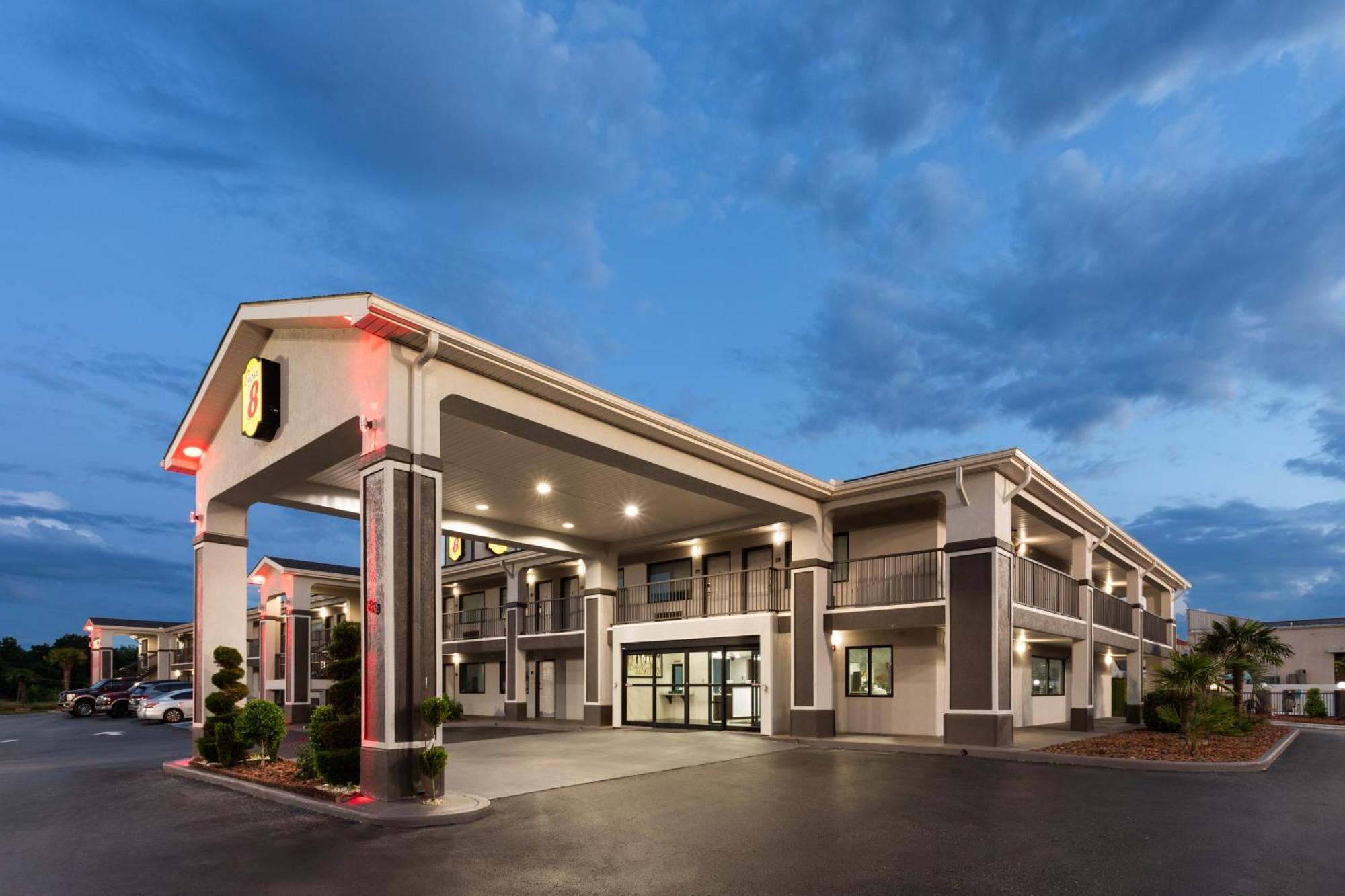 Super 8 By Wyndham Prattville Montgomery מראה חיצוני תמונה