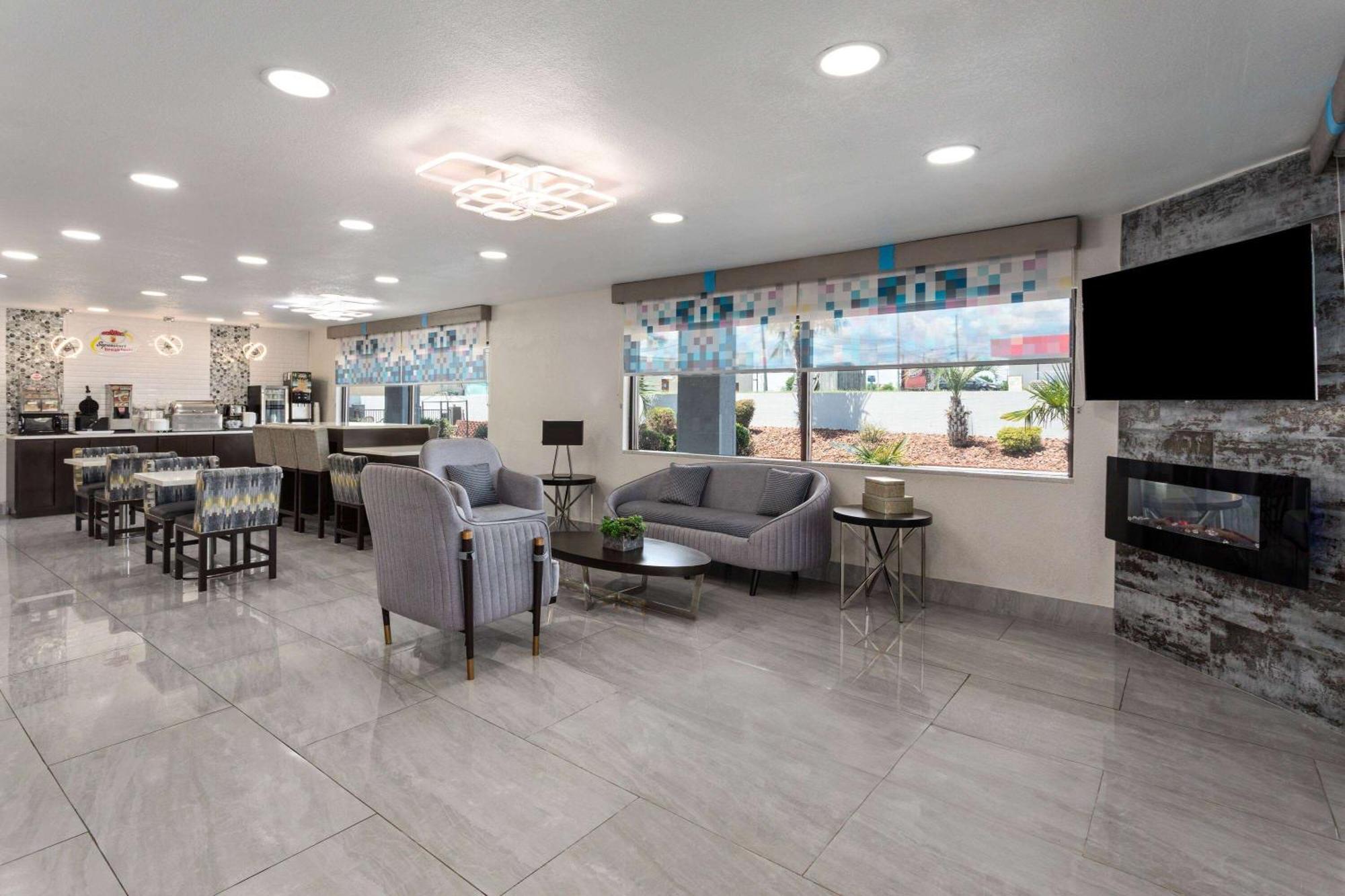 Super 8 By Wyndham Prattville Montgomery מראה חיצוני תמונה